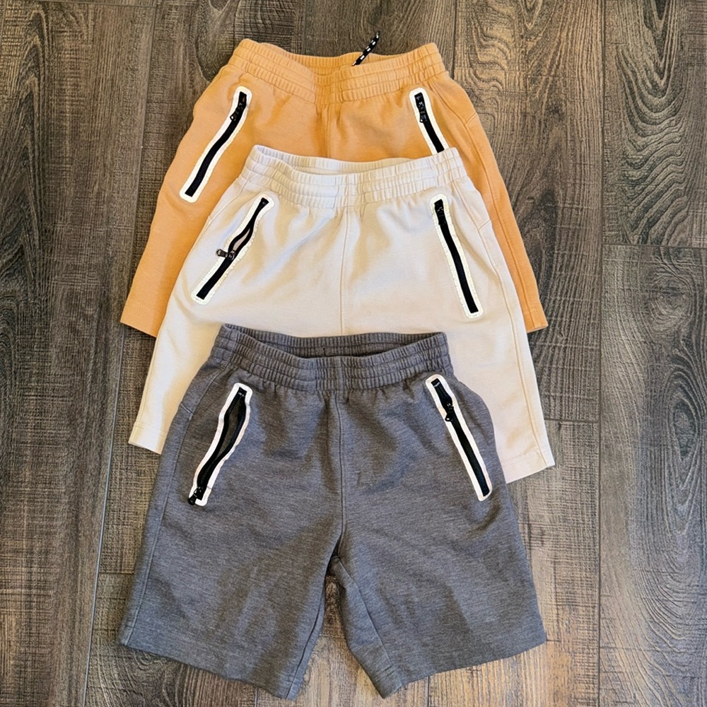 Old Navy size 8 Boys Shorts 3 pack